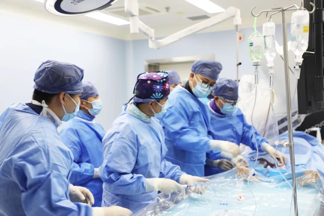 兩場(chǎng)直播愛(ài)你在“心”里，數(shù)萬(wàn)人受益