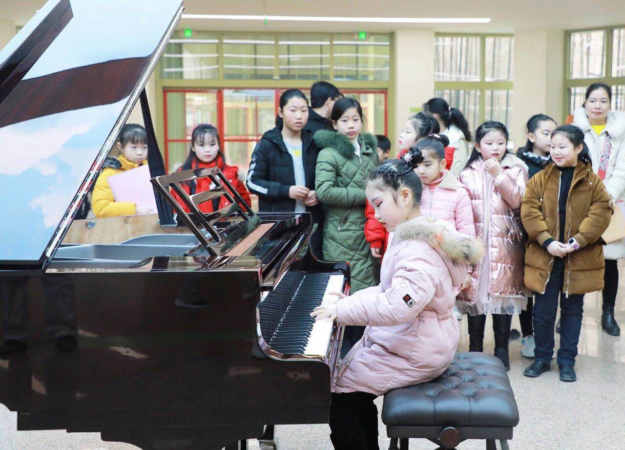 暖心！“小演奏家”走進西安國際醫(yī)學中心醫(yī)院——“寒假健康教育公益行”研學活動之二