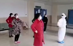翩翩起舞！護(hù)士韓靜鼓勵(lì)患者抗擊疫情