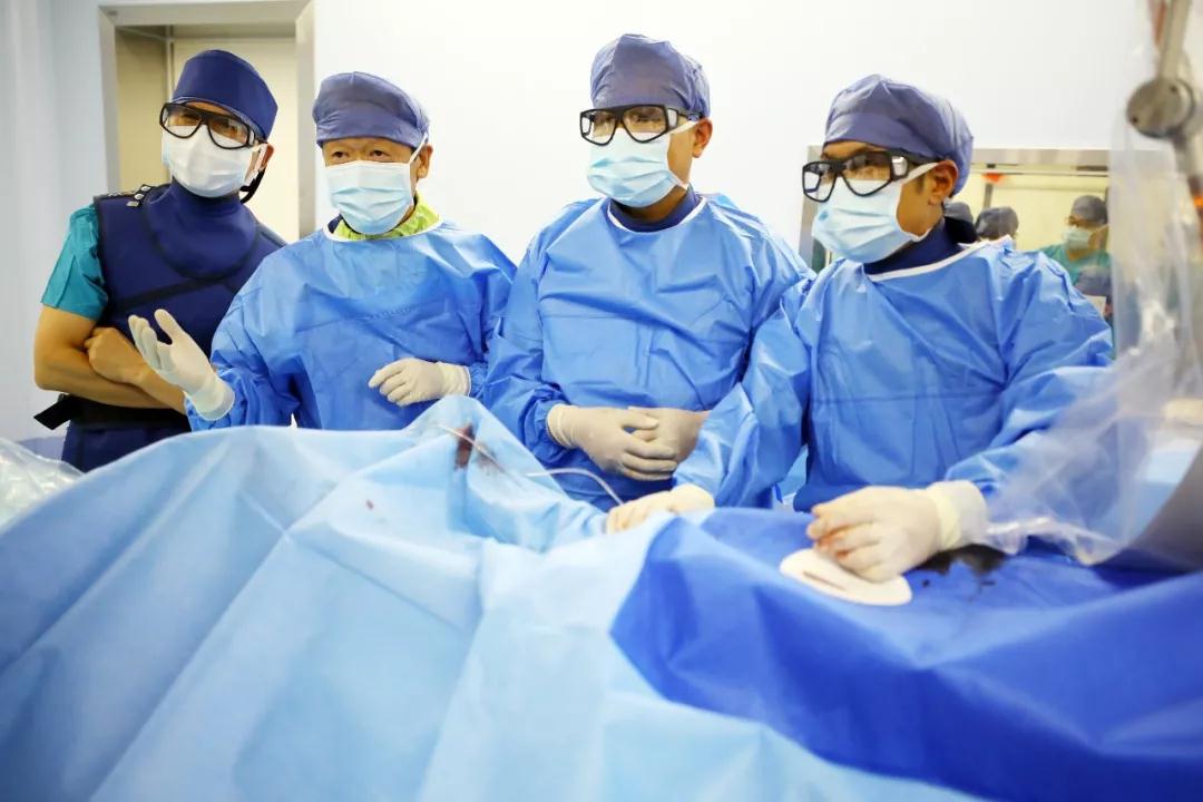 健康時報—專訪|我不是醫(yī)神，我只是個有愛心的醫(yī)生！