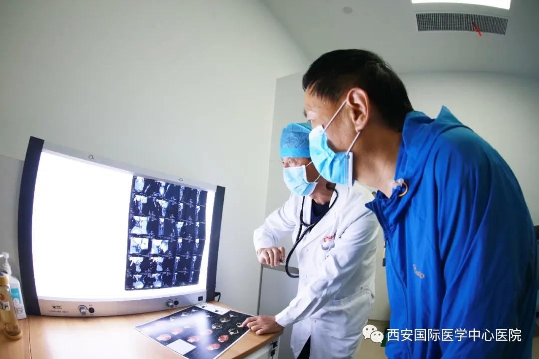 原點新聞—我不是醫(yī)神，我只是個有愛心的醫(yī)生！