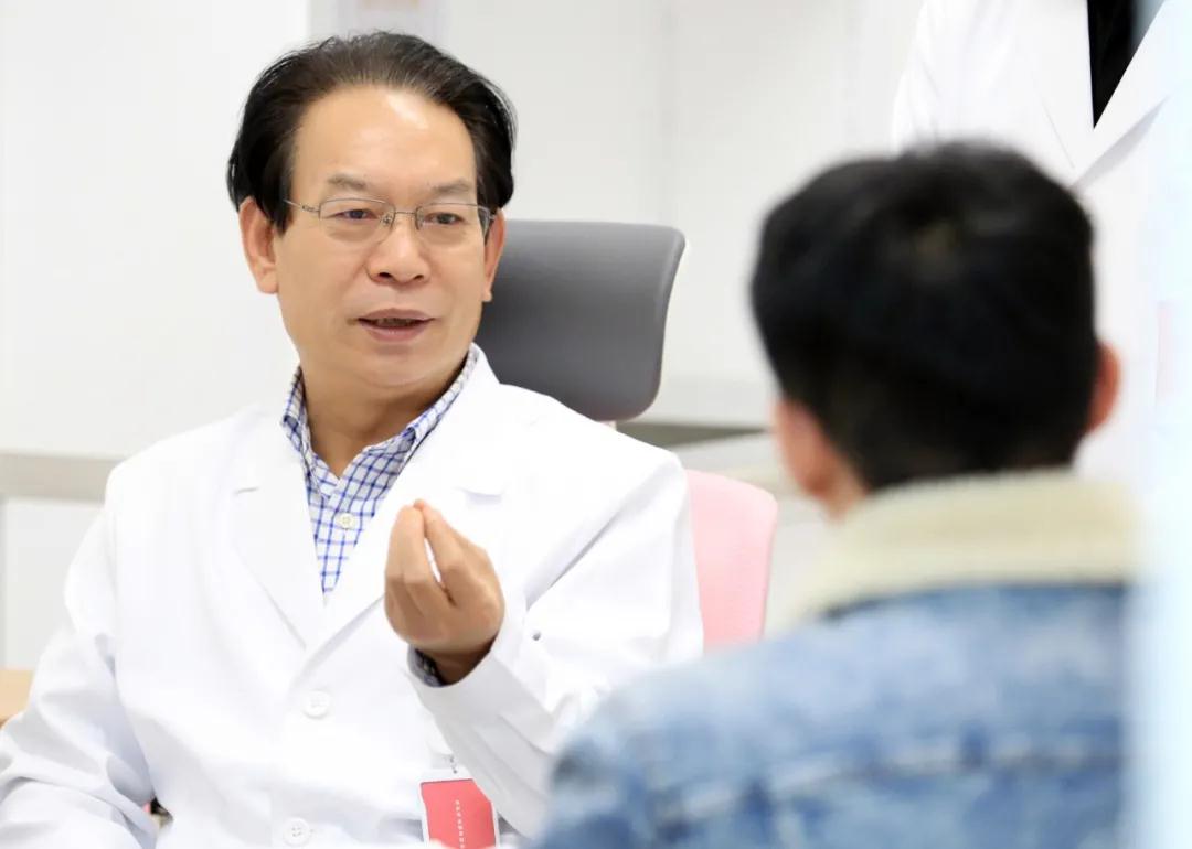 大醫(yī)之道4｜南克?。鹤尰颊哂凶饑赖纳?>
				             </a>
                <div   id=