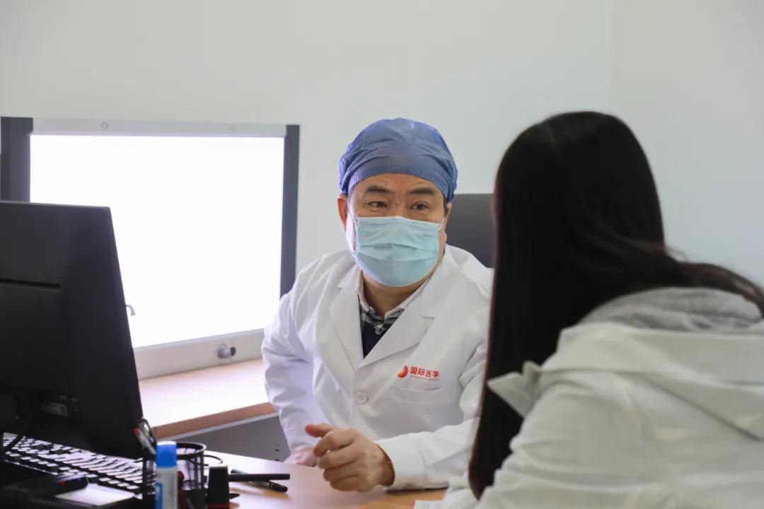 大醫(yī)之道⑥｜千萬里，我追尋著你——三秦最美醫(yī)務(wù)工作者吳昌歸教授寫意