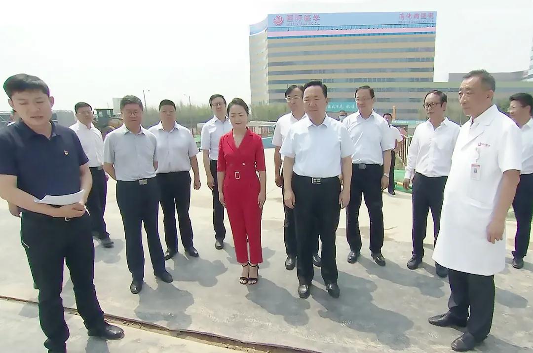 省委常委、市委書記王浩親臨西安國際醫(yī)學(xué)中心醫(yī)院檢查指導(dǎo)健康西安建設(shè)工作