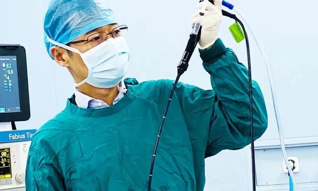 6秒打通氣道！胸科專家為80歲患者實(shí)施TTS氣道支架手術(shù)