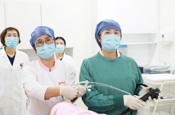 闌尾炎一定要做手術(shù)嗎？創(chuàng)傷小、無(wú)疤痕……來(lái)看看這個(gè)安全有效的內(nèi)鏡治療方法