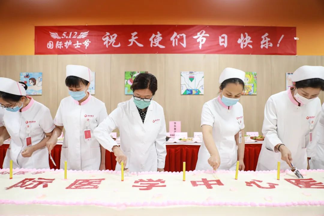 5·12國(guó)際護(hù)士節(jié)系列活動(dòng)之三|今天，讓所有鮮花為她們綻放！
