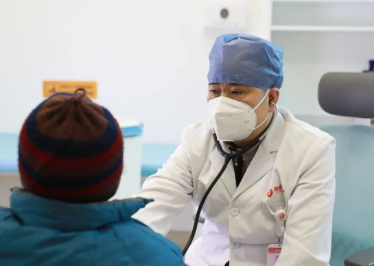 勇者無(wú)畏，他們執(zhí)一份堅(jiān)守與擔(dān)當(dāng)