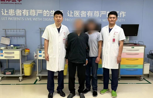 高危！心跳“爆表”暈厥6次 “護(hù)心”團(tuán)隊(duì)為他逆天改命