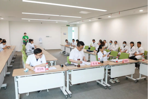 助推學(xué)科高質(zhì)量發(fā)展！我院舉行2021年院級課題中期答辯會(huì)