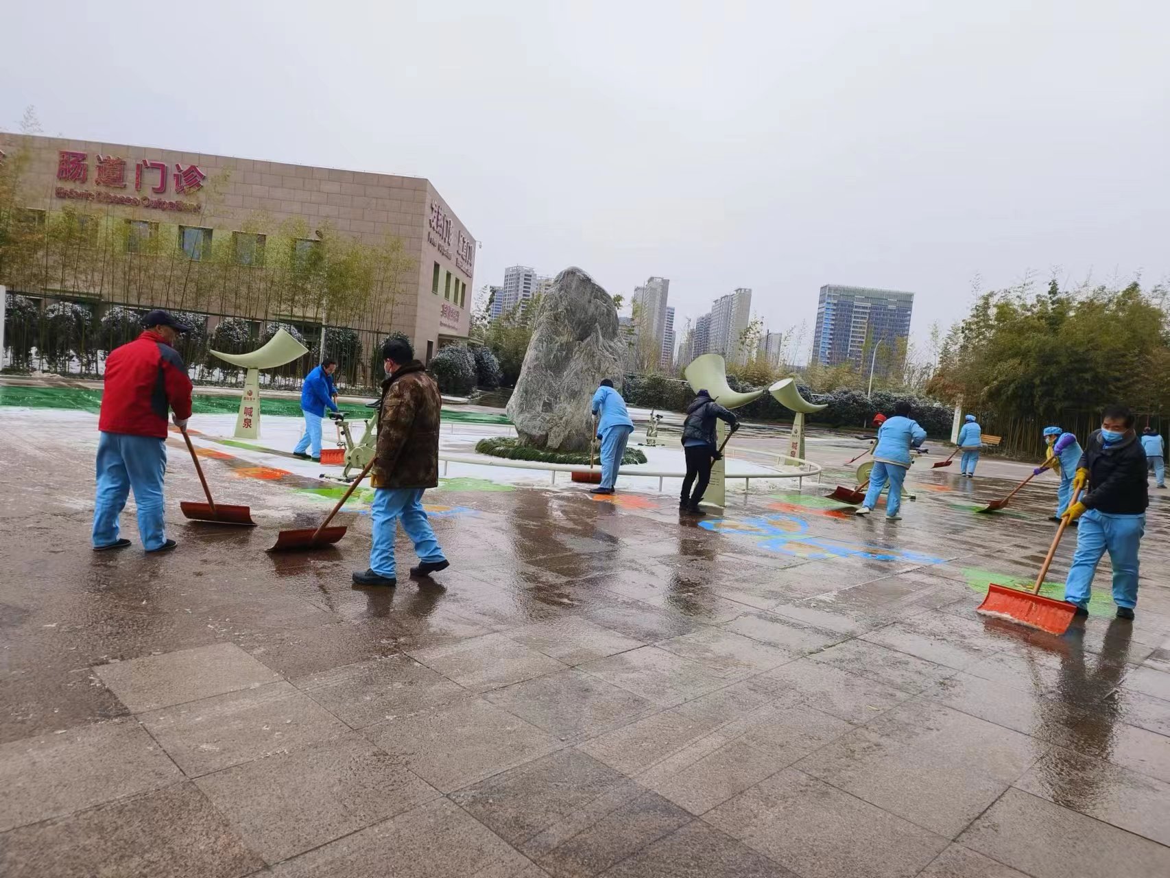 雪很美，他們也很美