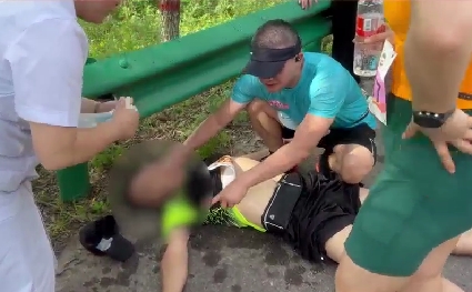 太牛掰了，醫(yī)者仁心！