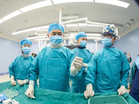 高血壓微創(chuàng)介入診療取得突破！我院成功實(shí)施經(jīng)皮腎動(dòng)脈去交感神經(jīng)術(shù)