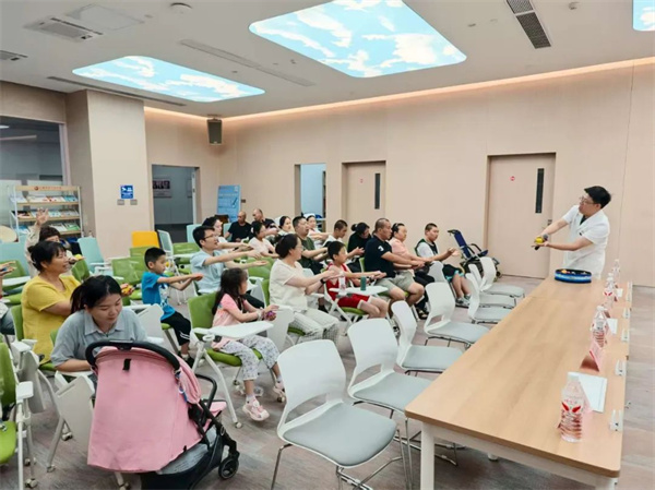 愛在音符中流淌，希望在指尖處傳遞——直擊腦癱多學科義診現(xiàn)場